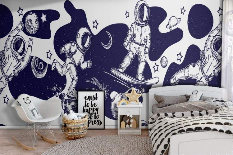 Astronaut wallpaper decoration for children.